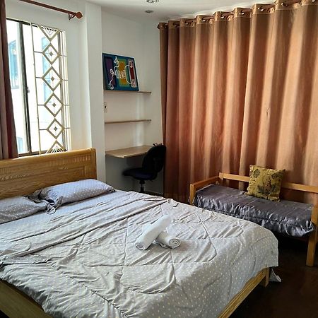 Vuông Tròn homestay Hô Chi Minh-Ville Extérieur photo