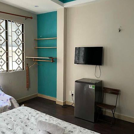 Vuông Tròn homestay Hô Chi Minh-Ville Extérieur photo