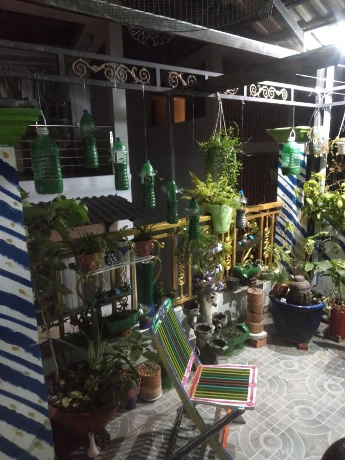 Vuông Tròn homestay Hô Chi Minh-Ville Extérieur photo