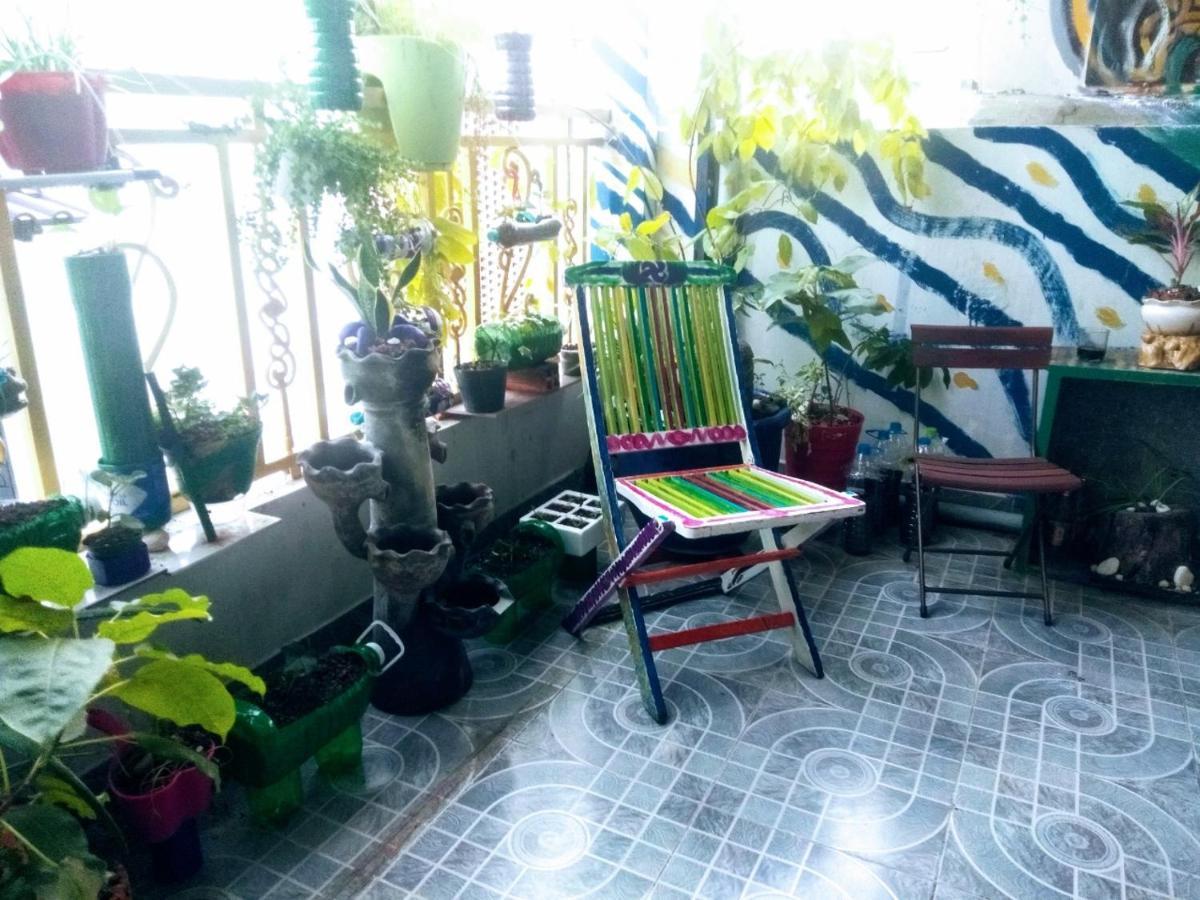 Vuông Tròn homestay Hô Chi Minh-Ville Extérieur photo